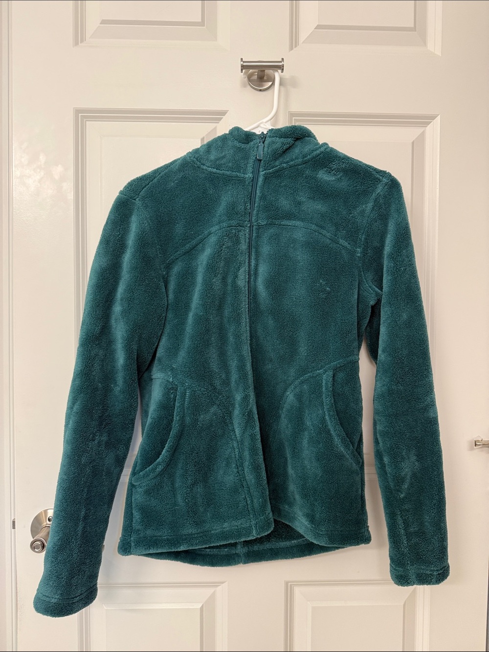 Plush Teal Zip-Up Jackete